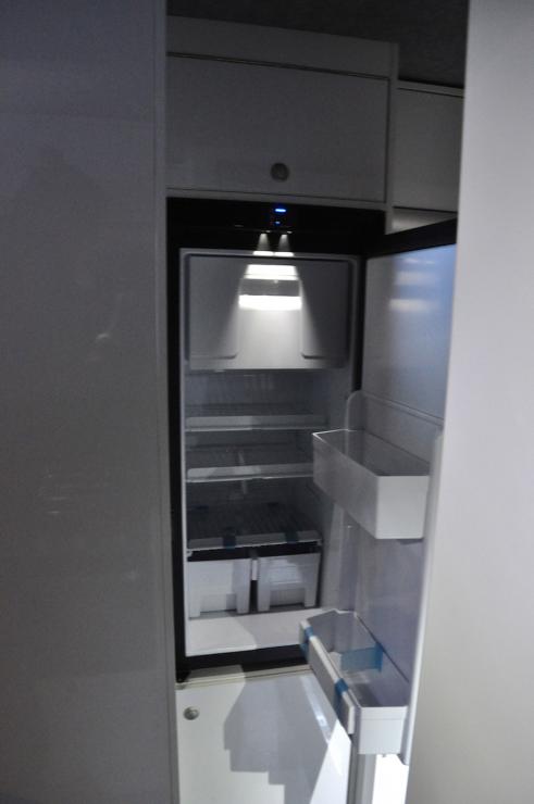Thetford T1090 fridge